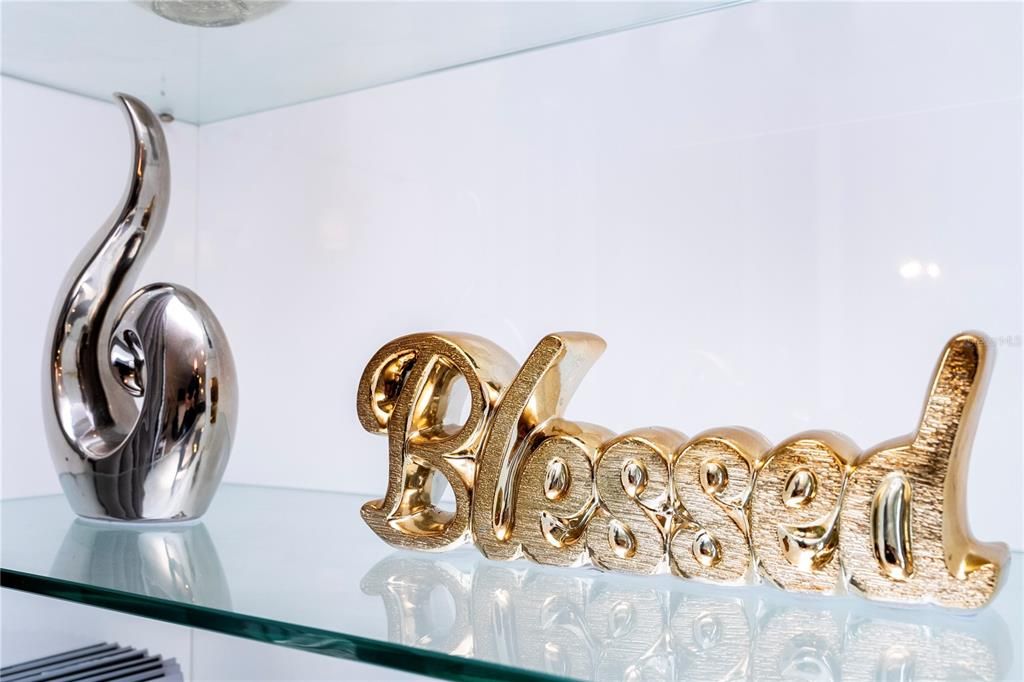 For Sale: $450,000 (3 beds, 3 baths, 1568 Square Feet)