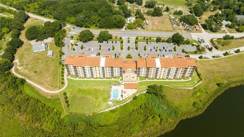 For Sale: $450,000 (3 beds, 3 baths, 1568 Square Feet)