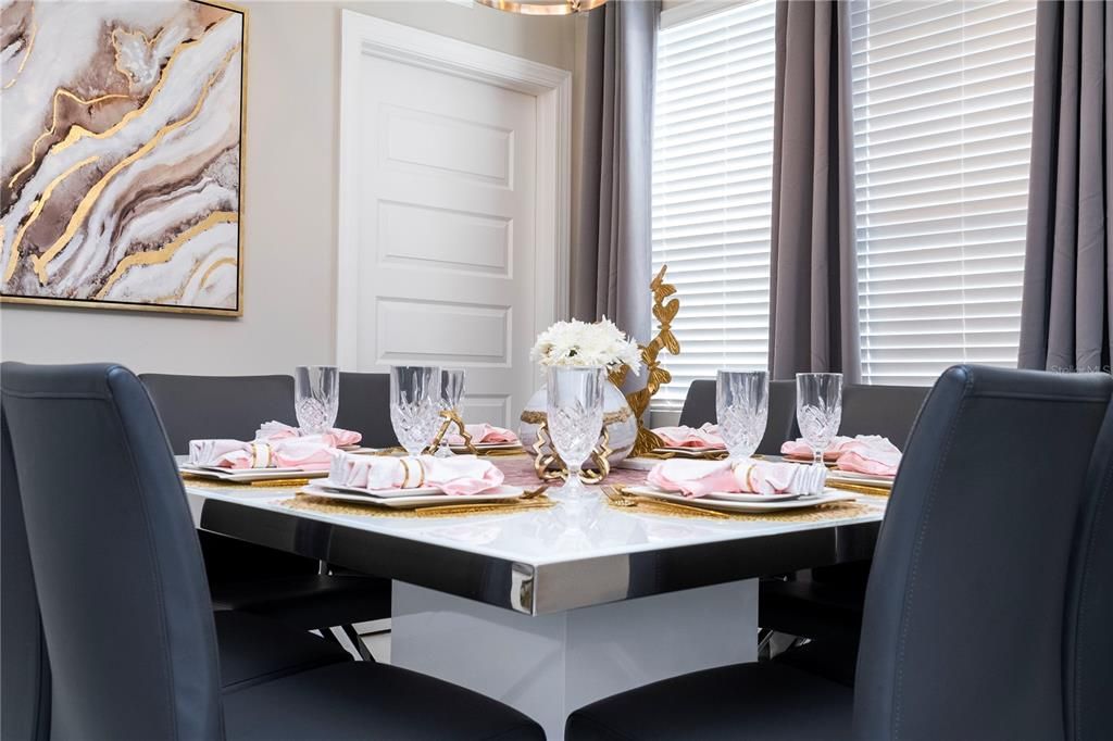 For Sale: $450,000 (3 beds, 3 baths, 1568 Square Feet)