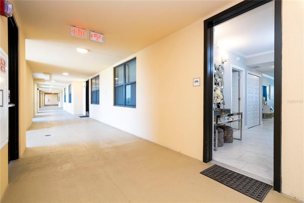 For Sale: $450,000 (3 beds, 3 baths, 1568 Square Feet)