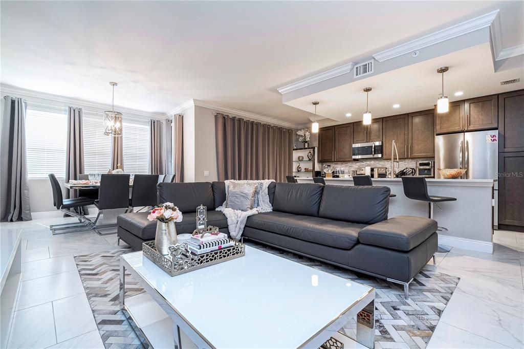 For Sale: $450,000 (3 beds, 3 baths, 1568 Square Feet)