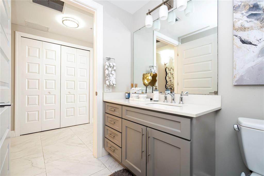 For Sale: $450,000 (3 beds, 3 baths, 1568 Square Feet)