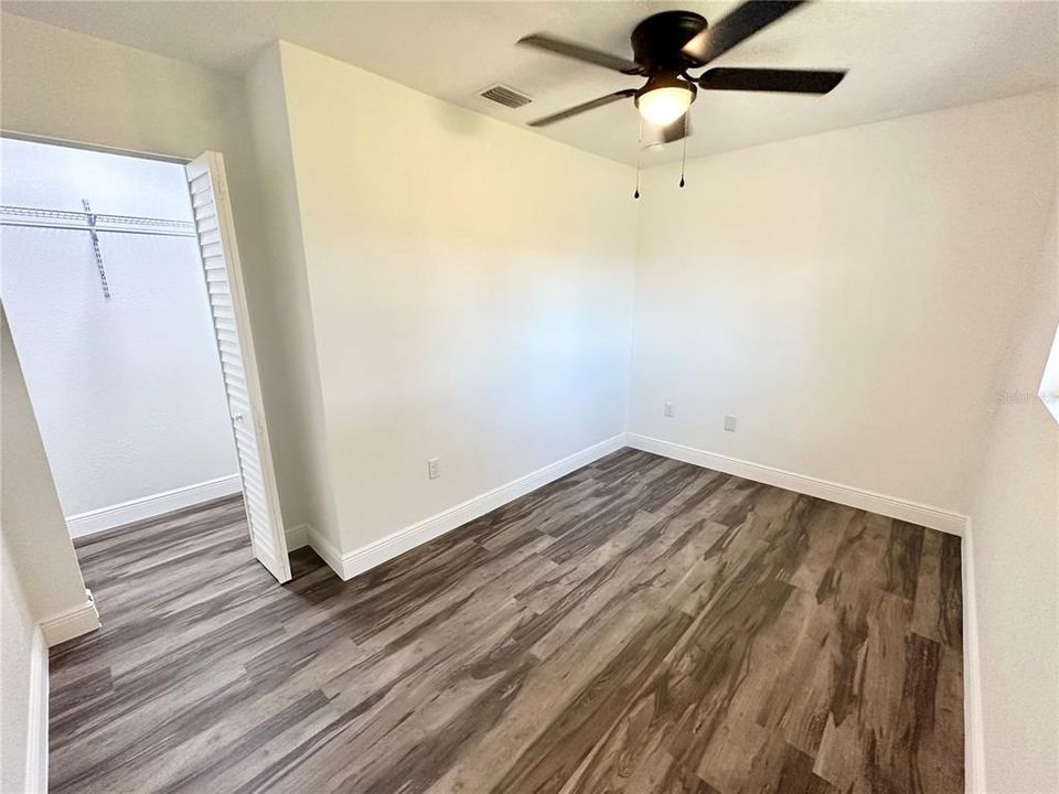 Под контрактом: $234,999 (3 спален, 2 ванн, 1248 Квадратных фут)