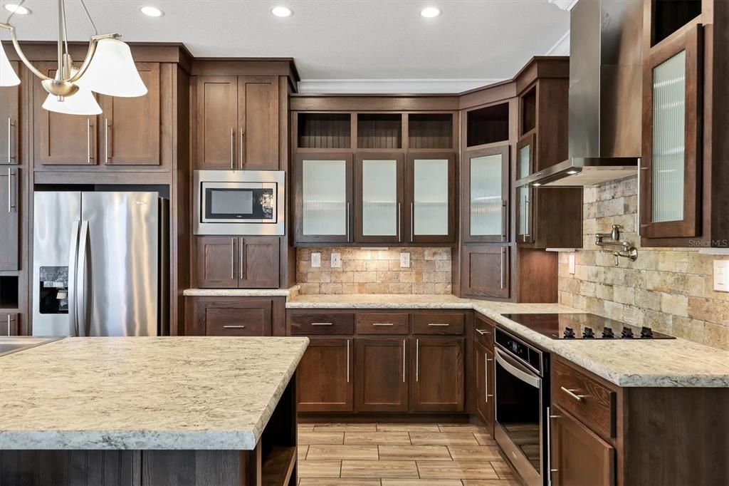 For Sale: $315,000 (2 beds, 2 baths, 1434 Square Feet)