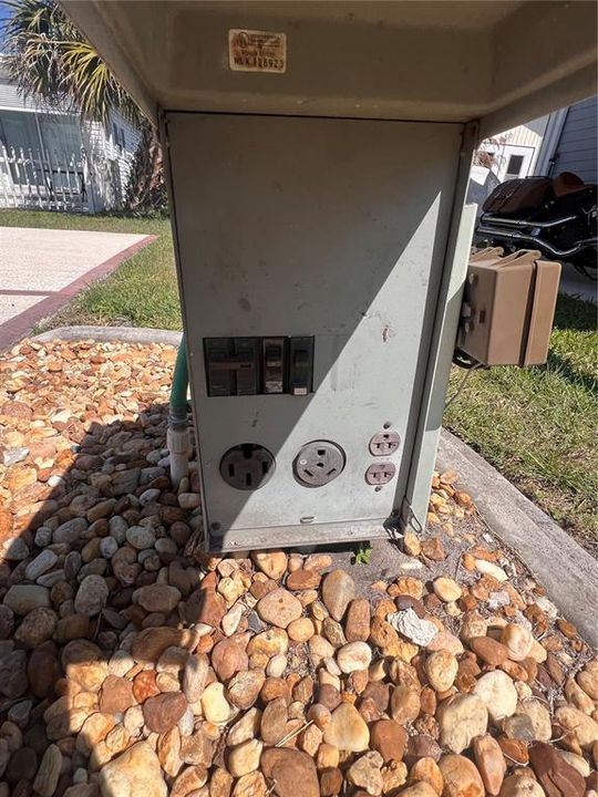 待售: $76,000 (0.07 acres)