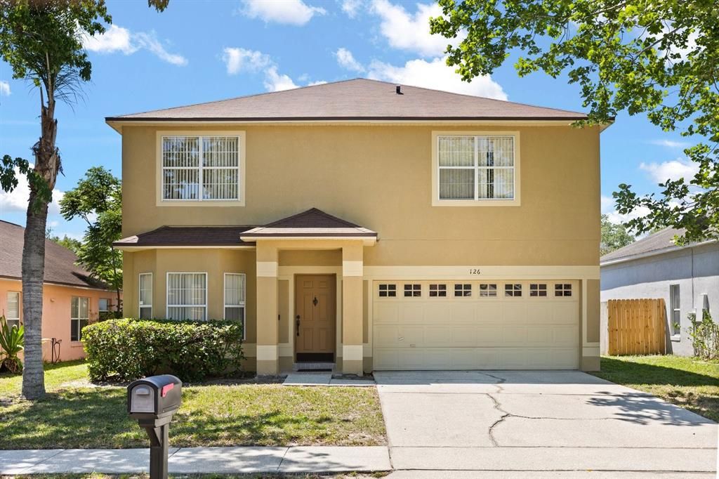 Recently Sold: $385,000 (4 beds, 2 baths, 2084 Square Feet)