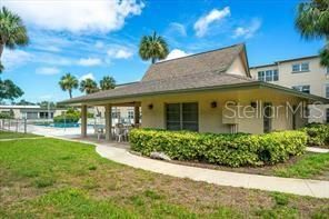 Под контрактом: $2,000 (2 спален, 2 ванн, 1030 Квадратных фут)