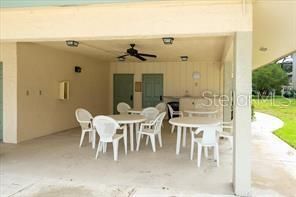 Под контрактом: $2,000 (2 спален, 2 ванн, 1030 Квадратных фут)