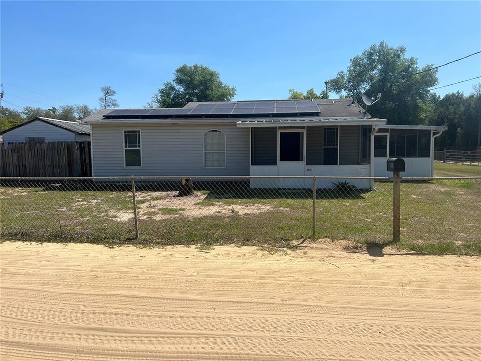 Recently Sold: $135,000 (2 beds, 2 baths, 912 Square Feet)