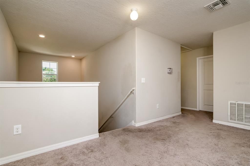 For Sale: $325,000 (4 beds, 2 baths, 2007 Square Feet)