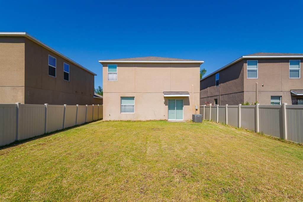 For Sale: $325,000 (4 beds, 2 baths, 2007 Square Feet)