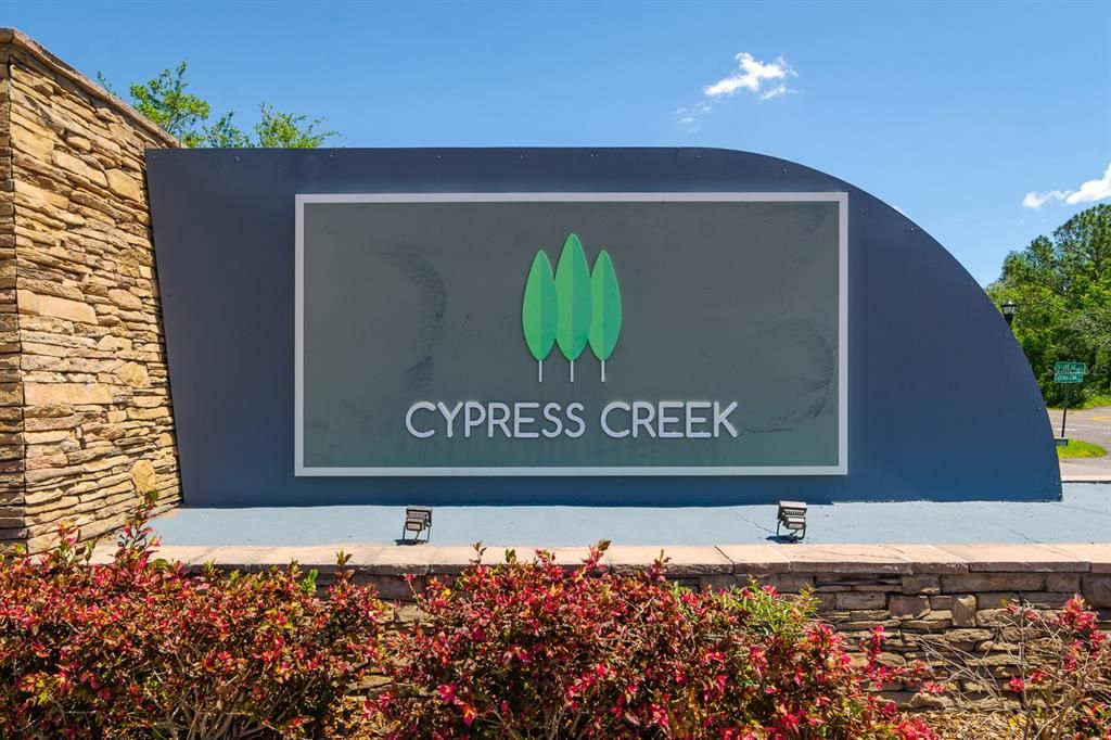 For Sale: $325,000 (4 beds, 2 baths, 2007 Square Feet)