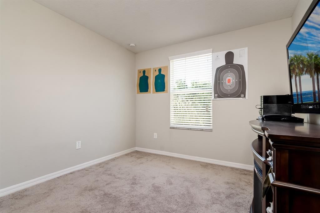 For Sale: $325,000 (4 beds, 2 baths, 2007 Square Feet)