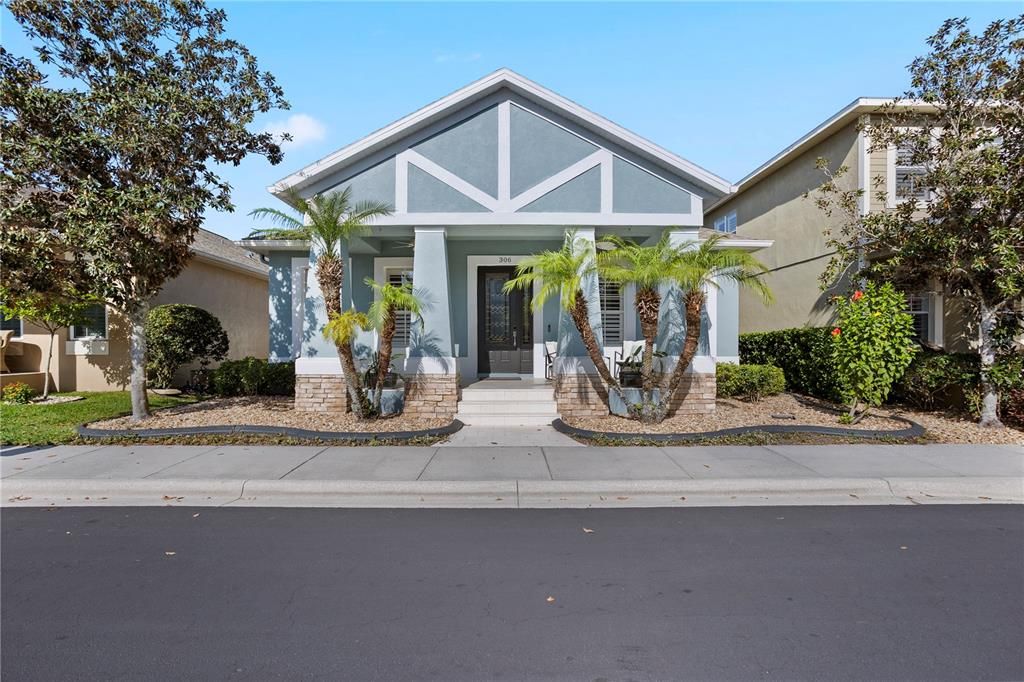 Recently Sold: $685,000 (4 beds, 3 baths, 2713 Square Feet)