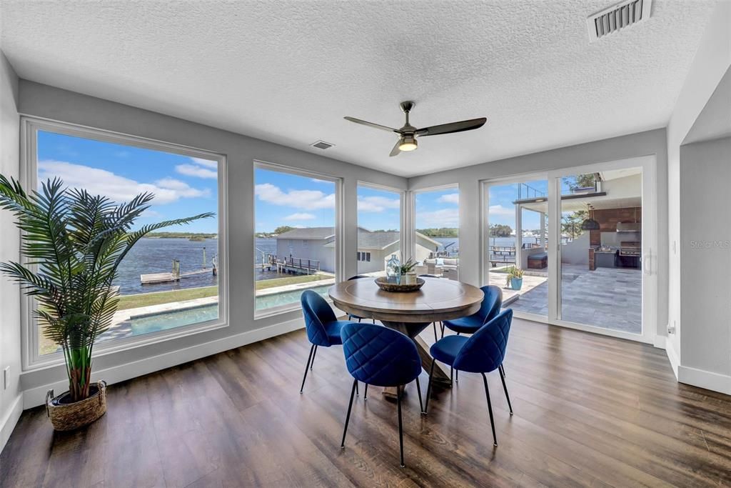 En Venta: $2,675,000 (4 camas, 4 baños, 5460 Pies cuadrados)