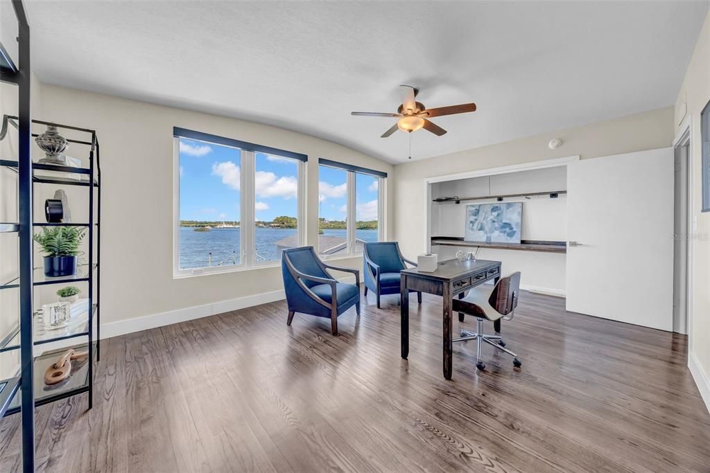 En Venta: $2,675,000 (4 camas, 4 baños, 5460 Pies cuadrados)