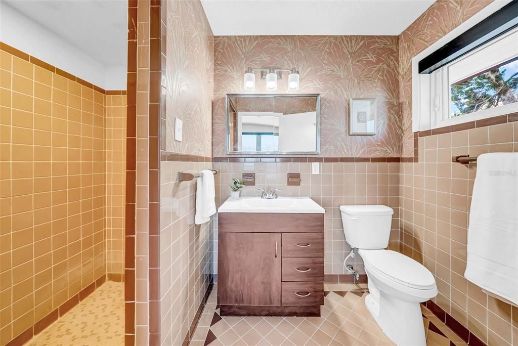 En Venta: $2,675,000 (4 camas, 4 baños, 5460 Pies cuadrados)