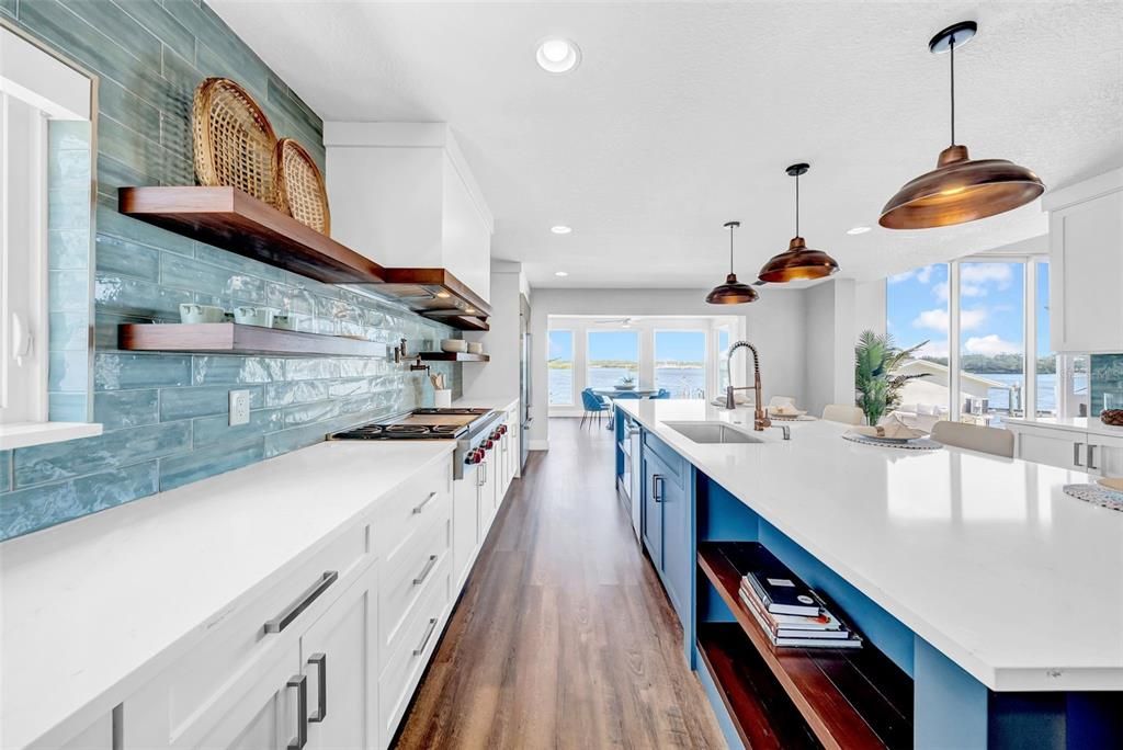 En Venta: $2,675,000 (4 camas, 4 baños, 5460 Pies cuadrados)