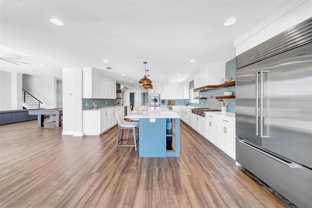 En Venta: $2,675,000 (4 camas, 4 baños, 5460 Pies cuadrados)