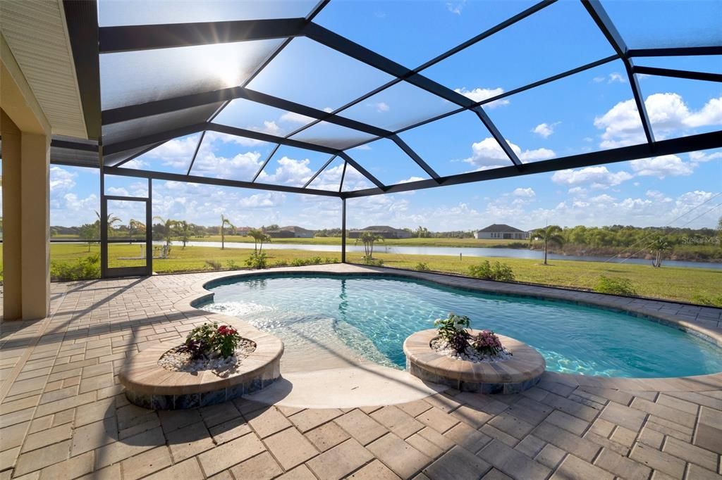 For Sale: $974,900 (4 beds, 2 baths, 3056 Square Feet)