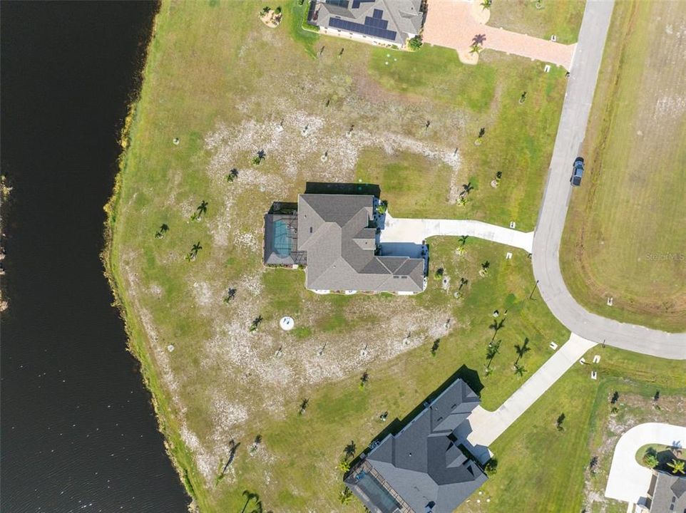 For Sale: $974,900 (4 beds, 2 baths, 3056 Square Feet)