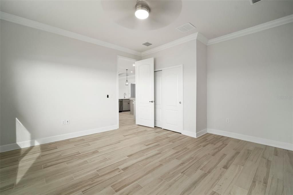 For Sale: $974,900 (4 beds, 2 baths, 3056 Square Feet)