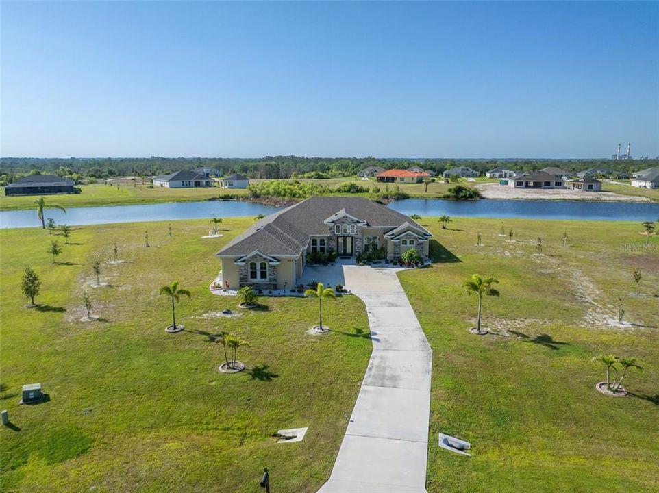 For Sale: $974,900 (4 beds, 2 baths, 3056 Square Feet)