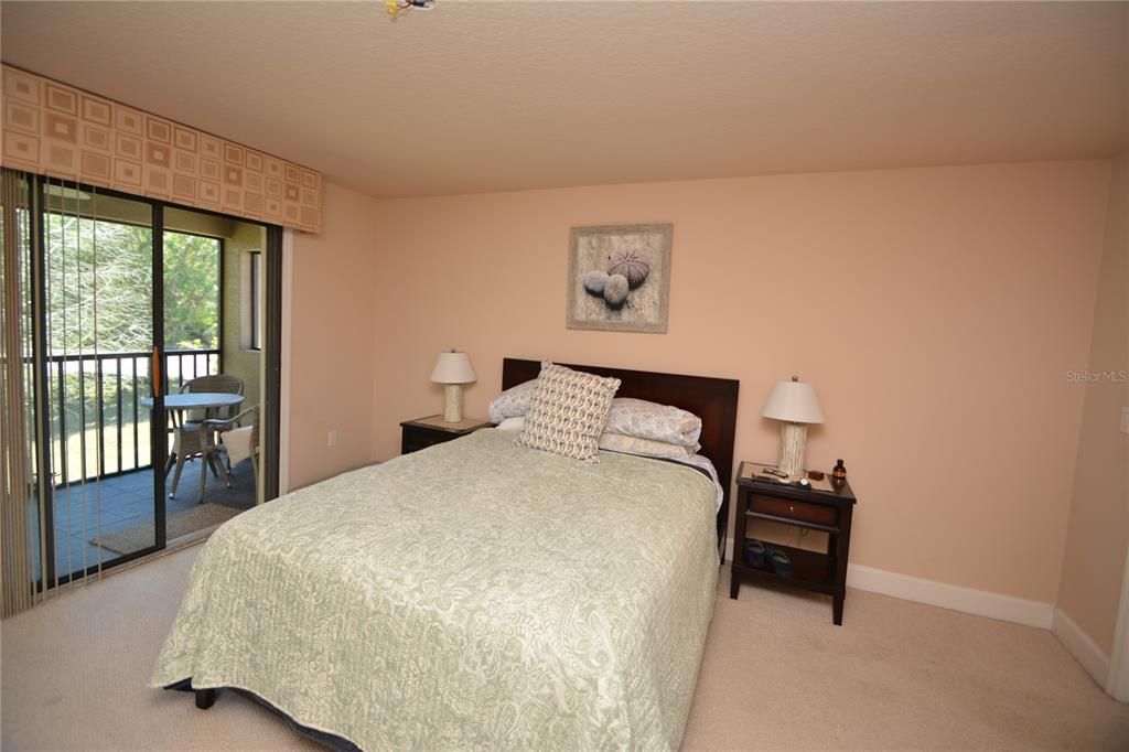 出租: $2,500 (2 贝兹, 2 浴室, 2115 平方英尺)