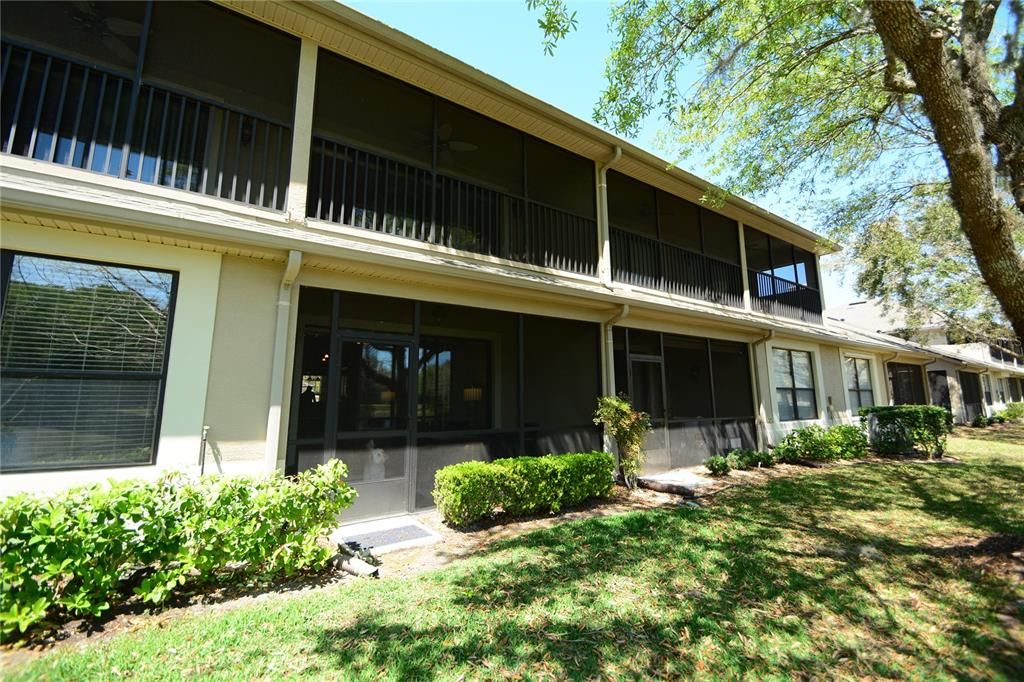 出租: $2,500 (2 贝兹, 2 浴室, 2115 平方英尺)