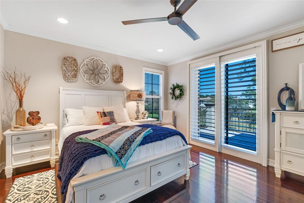 For Sale: $2,100,000 (4 beds, 4 baths, 4100 Square Feet)