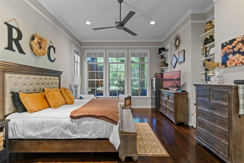 For Sale: $2,100,000 (4 beds, 4 baths, 4100 Square Feet)