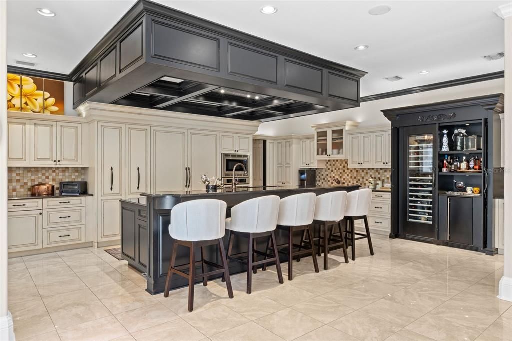 For Sale: $2,100,000 (4 beds, 4 baths, 4100 Square Feet)