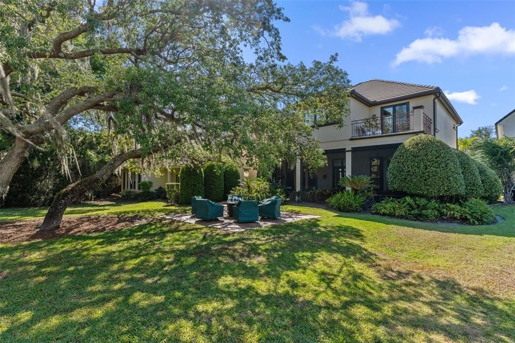 For Sale: $2,100,000 (4 beds, 4 baths, 4100 Square Feet)