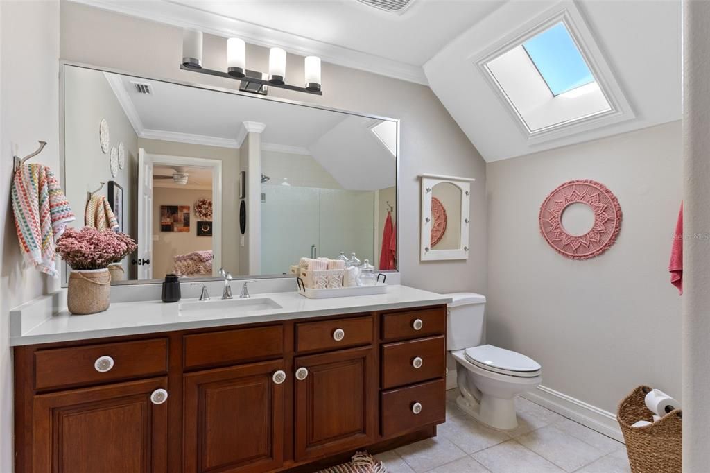 For Sale: $2,100,000 (4 beds, 4 baths, 4100 Square Feet)