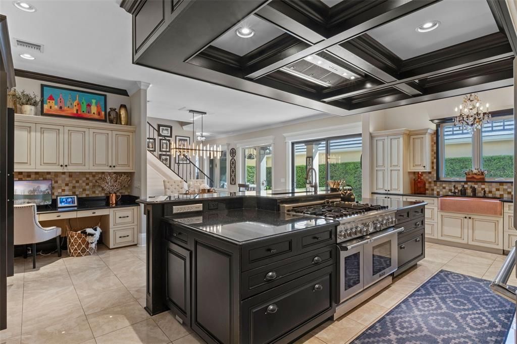 For Sale: $2,100,000 (4 beds, 4 baths, 4100 Square Feet)