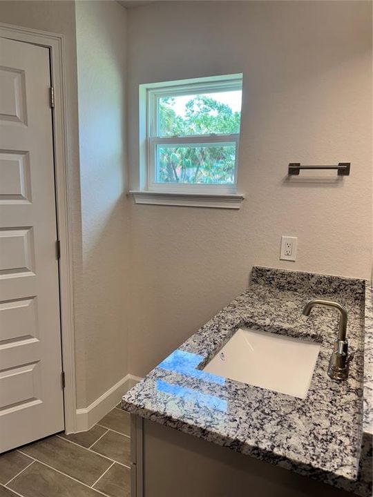 En Venta: $334,282 (3 camas, 2 baños, 2010 Pies cuadrados)