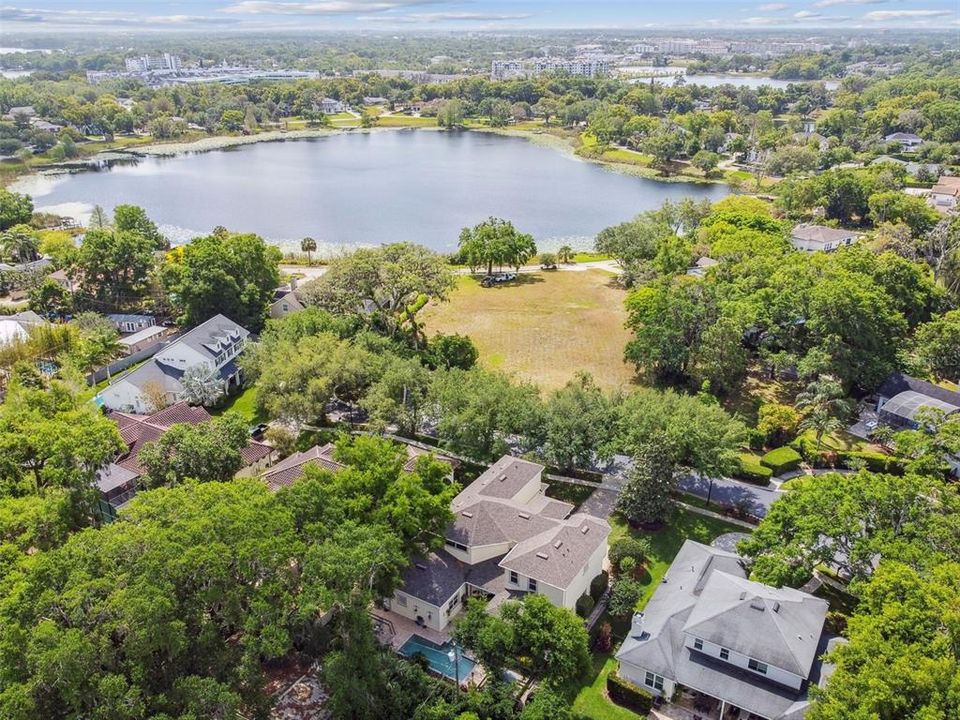 For Sale: $1,419,000 (5 beds, 4 baths, 4566 Square Feet)