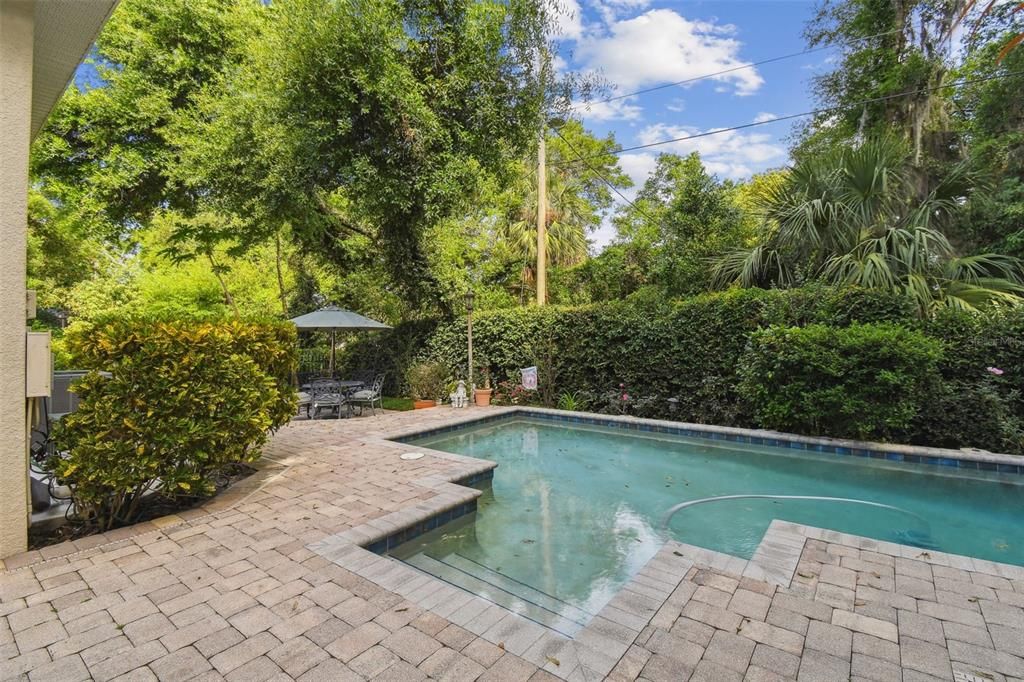 For Sale: $1,419,000 (5 beds, 4 baths, 4566 Square Feet)