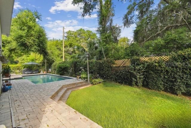 For Sale: $1,419,000 (5 beds, 4 baths, 4566 Square Feet)