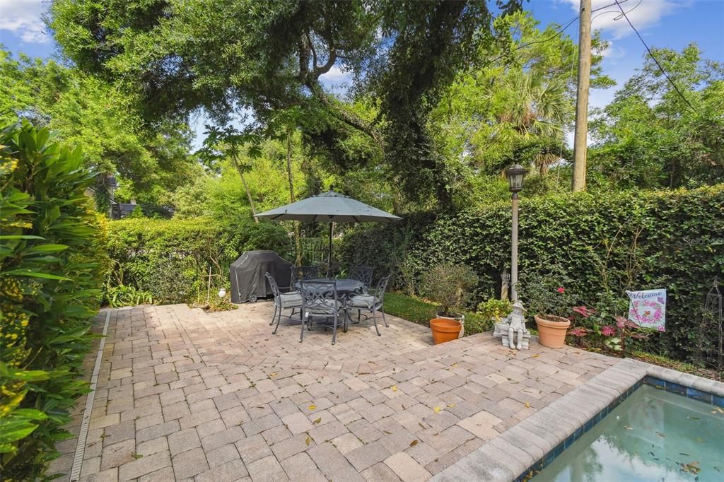 For Sale: $1,419,000 (5 beds, 4 baths, 4566 Square Feet)