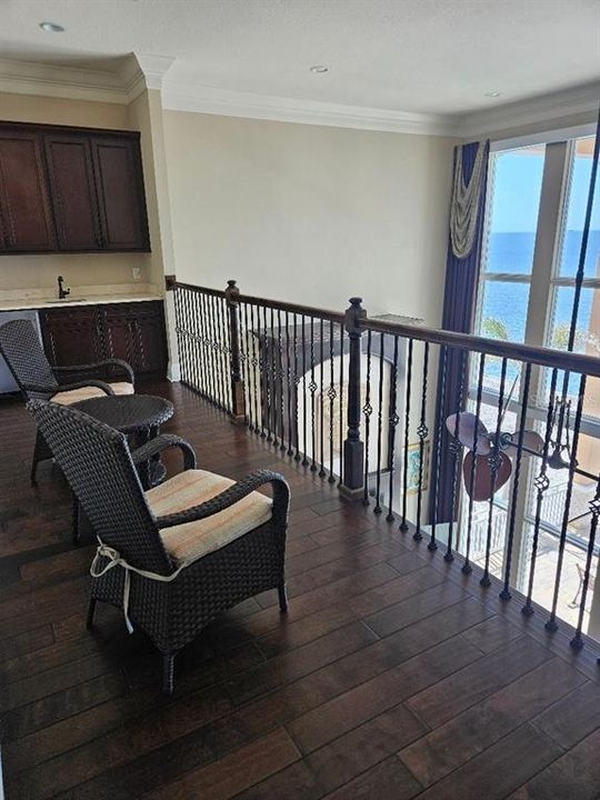 For Sale: $2,599,000 (4 beds, 5 baths, 5856 Square Feet)