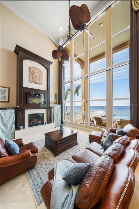 For Sale: $2,599,000 (4 beds, 5 baths, 5856 Square Feet)