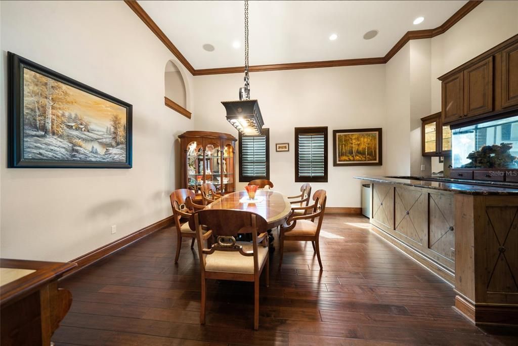 For Sale: $2,599,000 (4 beds, 5 baths, 5856 Square Feet)