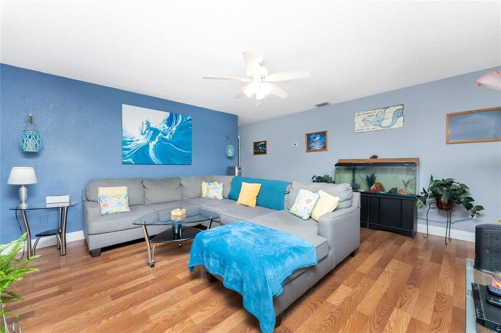 En Venta: $200,000 (3 camas, 2 baños, 1044 Pies cuadrados)