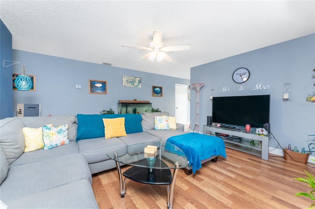 En Venta: $200,000 (3 camas, 2 baños, 1044 Pies cuadrados)