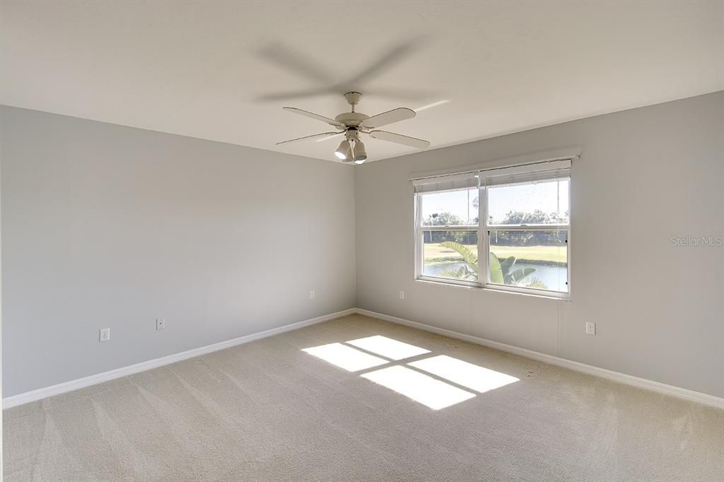 待售: $249,900 (2 贝兹, 2 浴室, 1272 平方英尺)