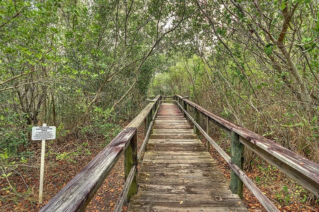 待售: $249,900 (2 贝兹, 2 浴室, 1272 平方英尺)