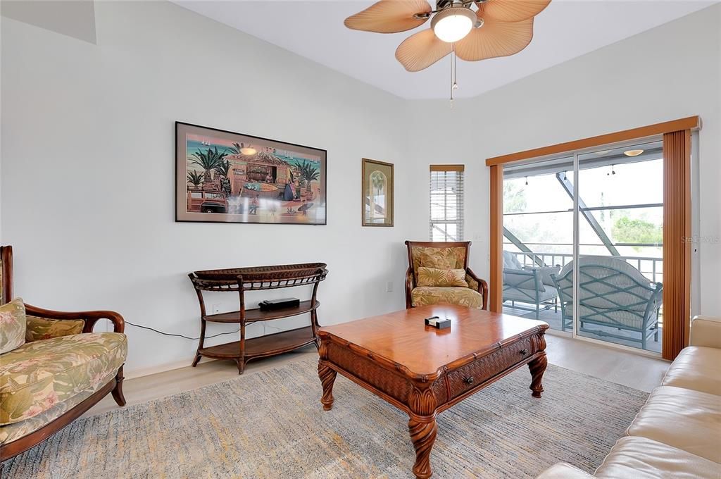 Active With Contract: $749,000 (2 beds, 2 baths, 1942 Square Feet)