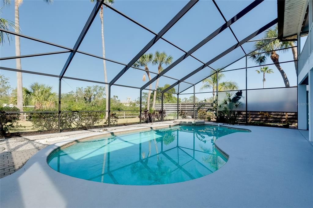 Active With Contract: $749,000 (2 beds, 2 baths, 1942 Square Feet)