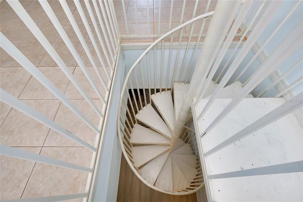 Active With Contract: $749,000 (2 beds, 2 baths, 1942 Square Feet)